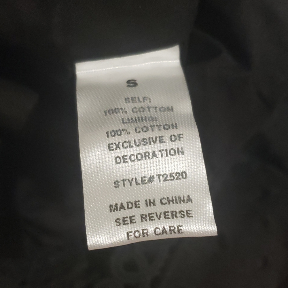 ♥️New boutique Cotton eyelet top - Picture 10 of 11